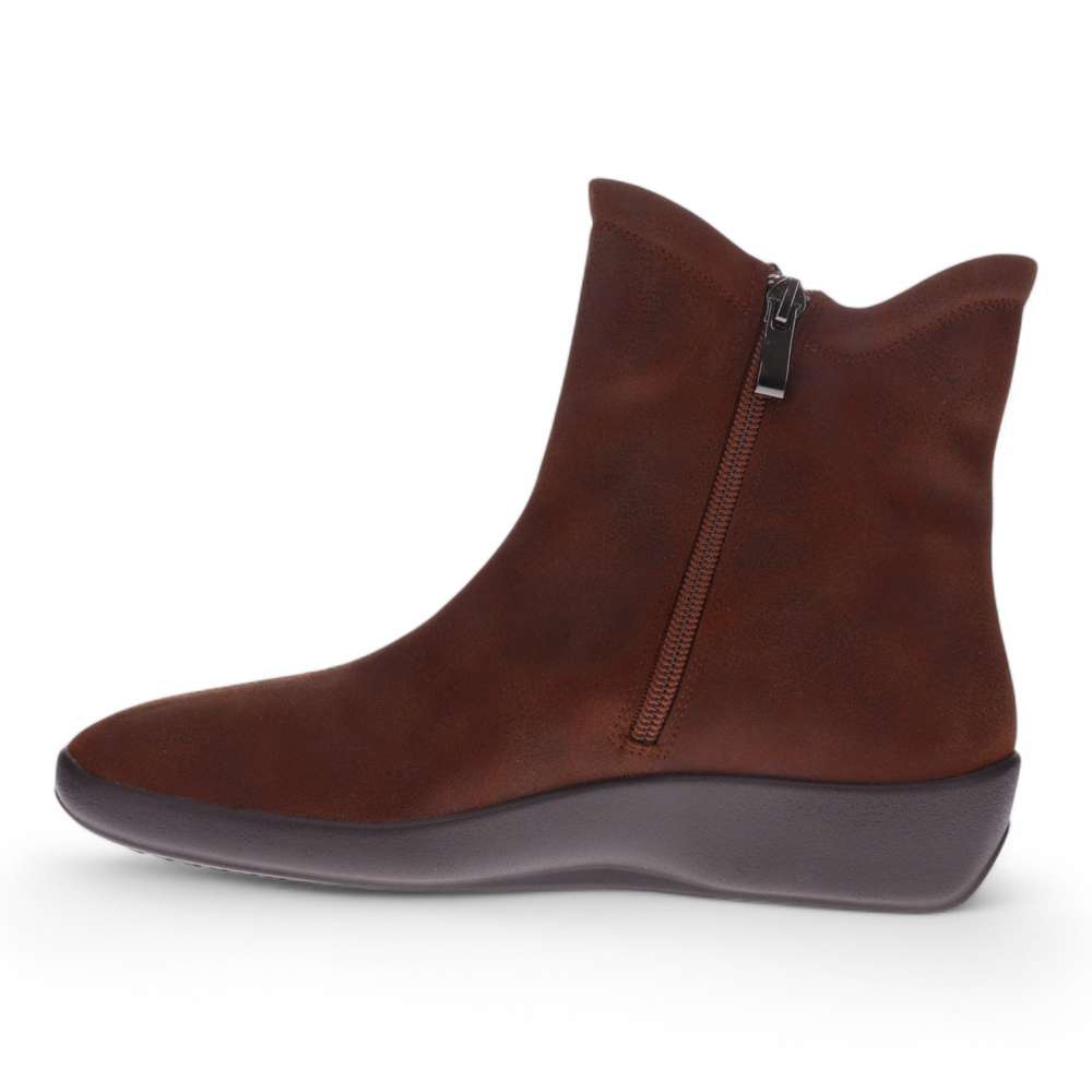 Karla Boots - Brown
