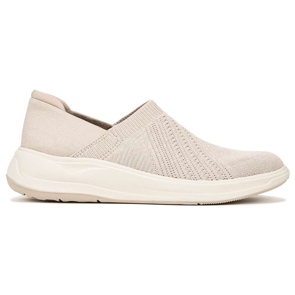 Triumph Slip-On - Barely Beige