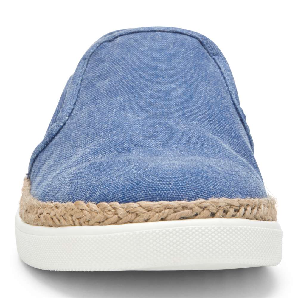 Rae Slip-On Sneaker - Navy